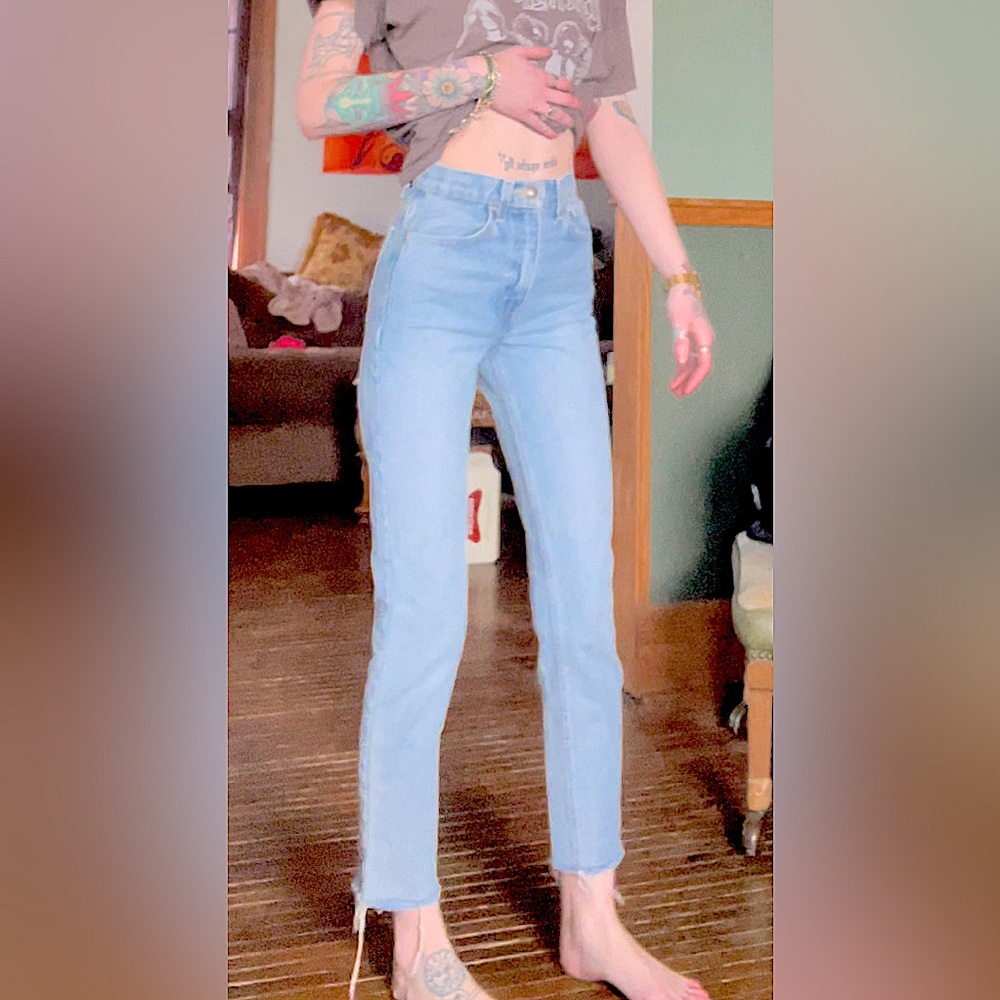 Very fitted vintage style American Apparel Jeans size 24 cinched waist